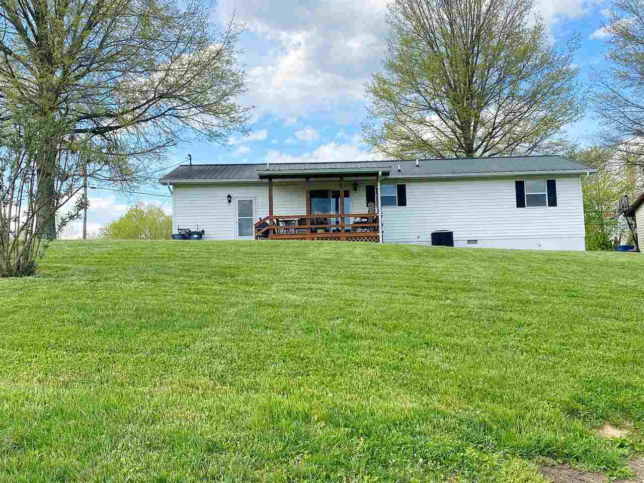 37 Robertson Subdivision Road Prichard, WV 25555 - Photo 16 of 18 Gallery Image 16