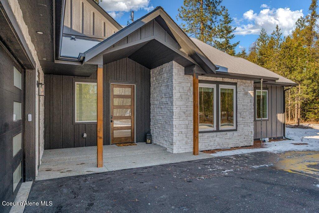 17011 North Wilkinson Road Rathdrum, ID 83858 - Photo 5 of 77 --5.jpg-SMALL