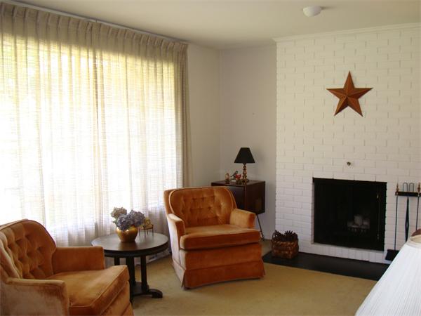 15 Candice Circle Springfield, MA 01107 - Photo 2 of 22 Gallery Image 2