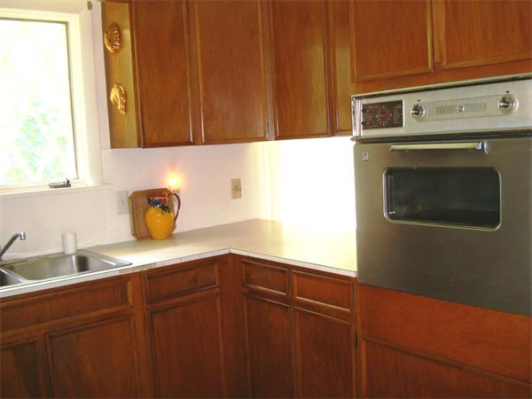 15 Candice Circle Springfield, MA 01107 - Photo 9 of 22 Gallery Image 9