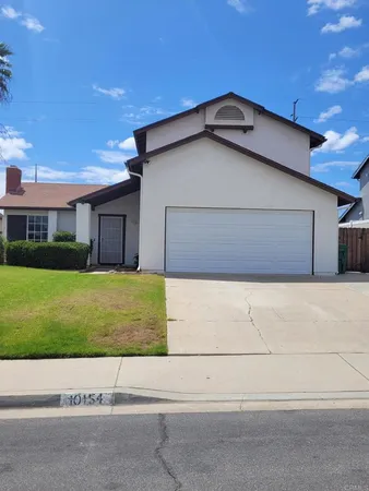 $829,000 | 10154 West Glendon Circle, Santee, CA 92071