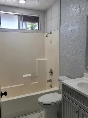$829,000 | 10154 West Glendon Circle, Santee, CA 92071