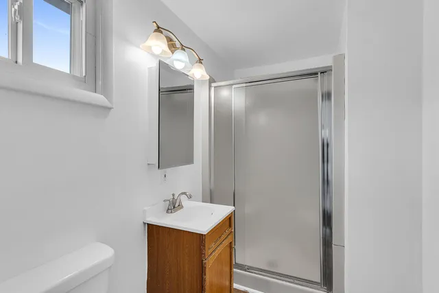 $1,295 | 230 West Prospect Street, Jackson, MI 49203