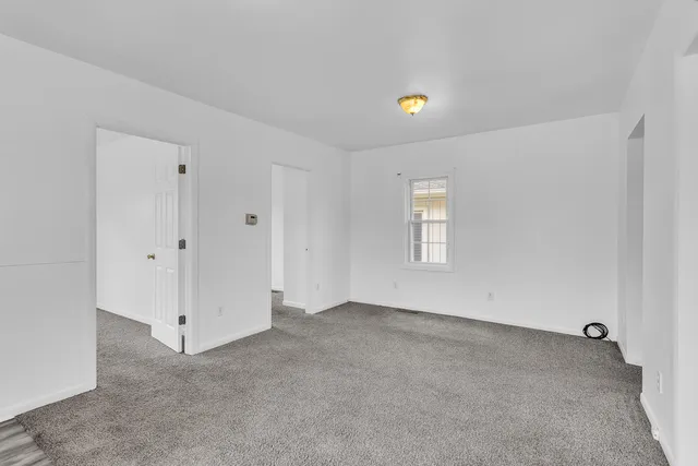 $1,295 | 230 West Prospect Street, Jackson, MI 49203