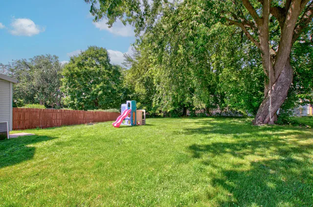 $1,295 | 230 West Prospect Street, Jackson, MI 49203