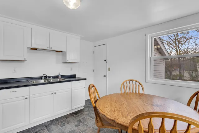 $1,295 | 230 West Prospect Street, Jackson, MI 49203