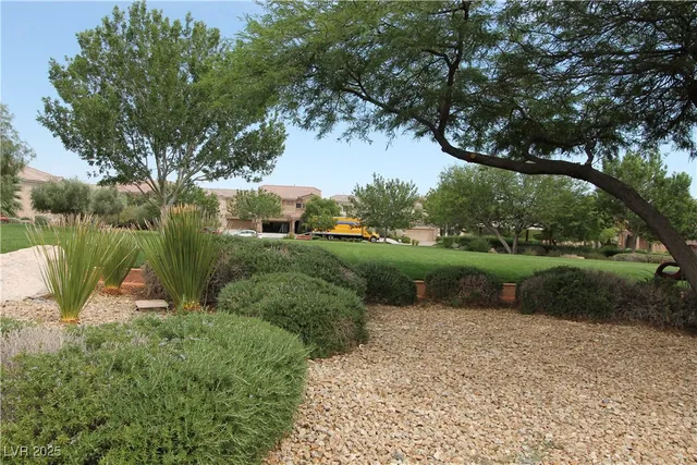 $2,350 | 9528 Victory Garden Avenue, Las Vegas, NV 89149