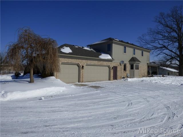 401 Palms Road Columbus, MI 48063 - Photo 3 of 74