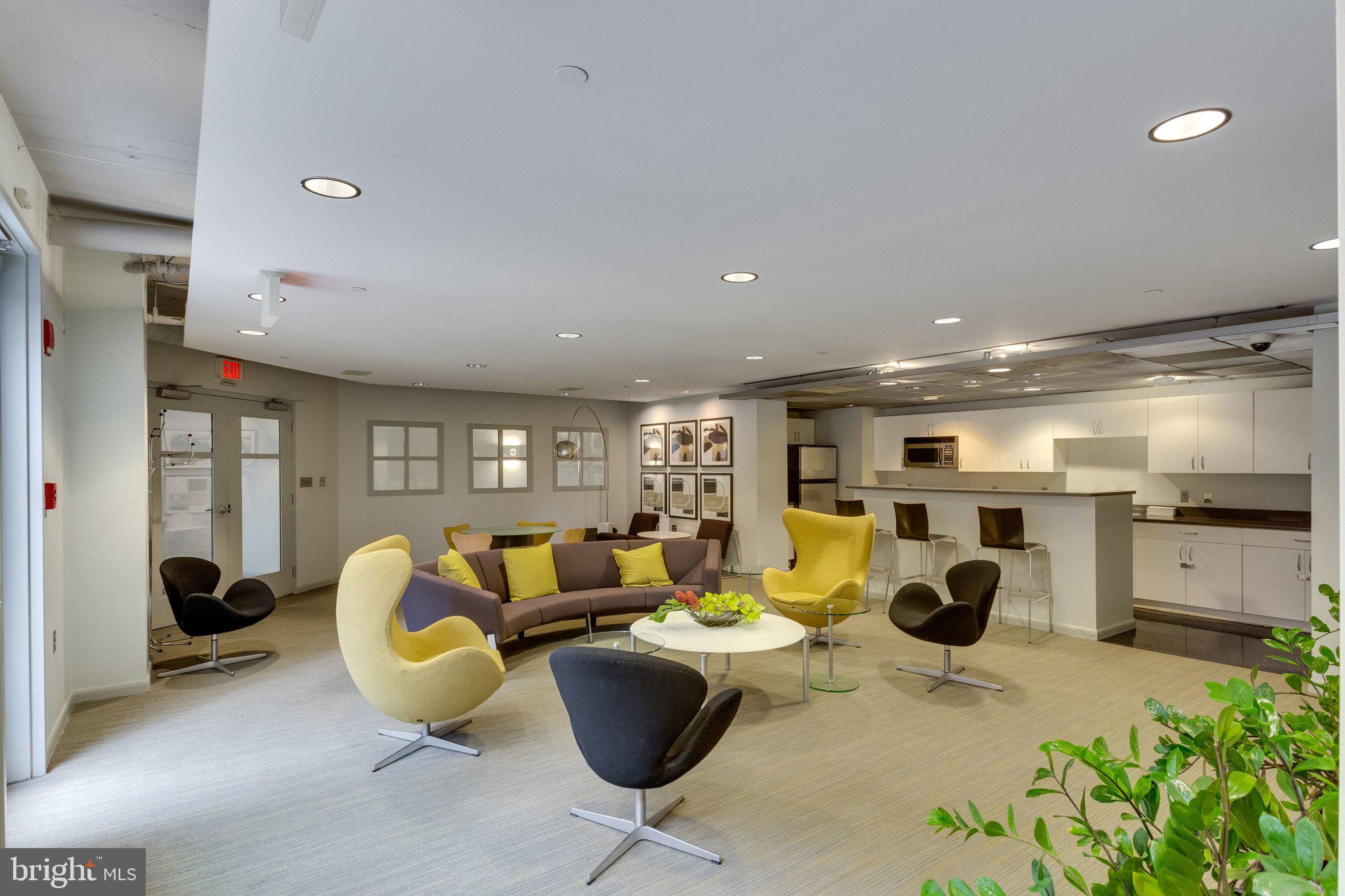 1300 N Street Northwest, Unit 15 Washington, DC 20005 - Photo 43 of 51