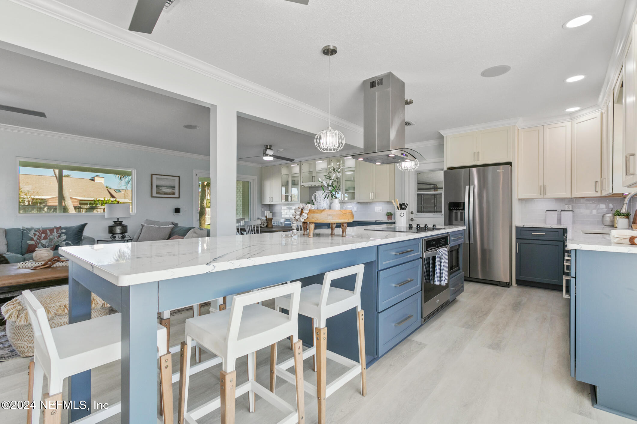 47 Sandpiper Drive St. Augustine, FL 32080 - Photo 11 of 61 Great bar seating!