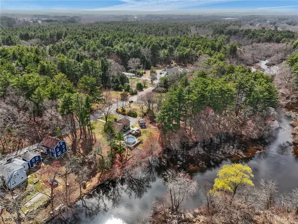 $459,900 | 37 Bank Street, Coventry, RI 02816