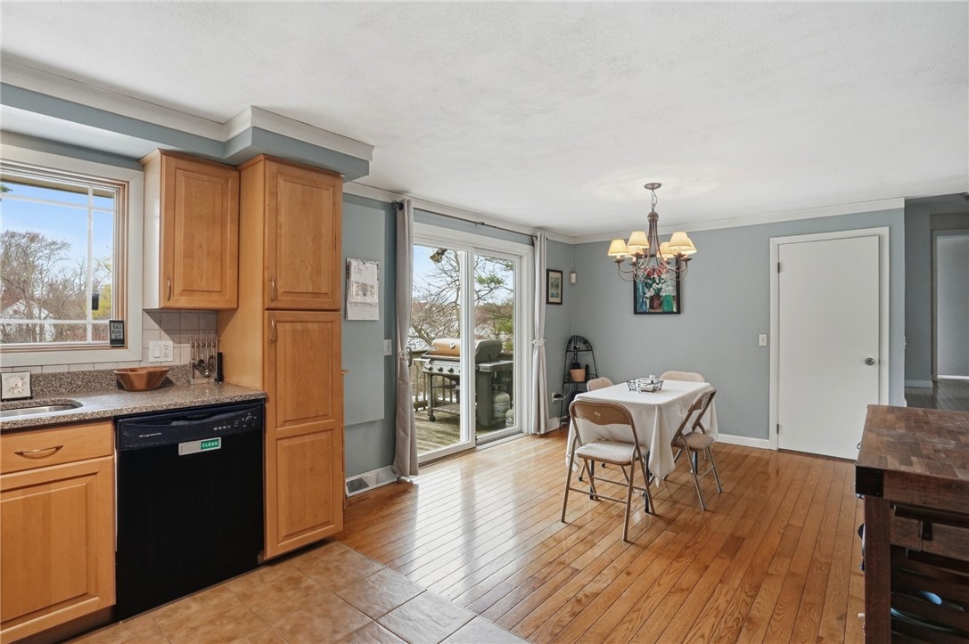 37 Bank Street Coventry, RI 02816 - Photo 7 of 32