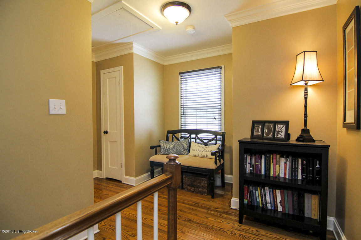 205 Ring Road Louisville, KY 40207 - Photo 48 of 68 Landing at top of steps.