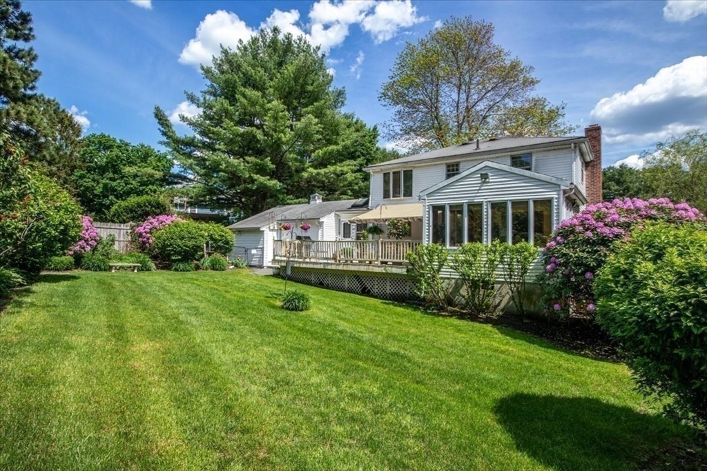 75 Lyons Drive Westwood, MA 02090 - Photo 5 of 42