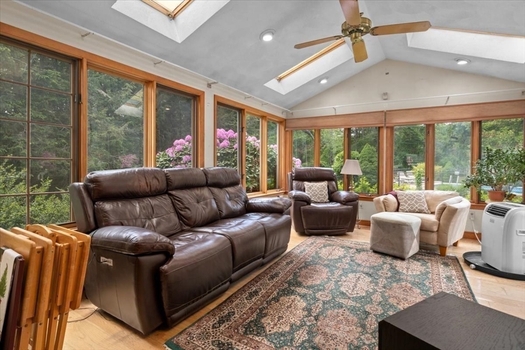 75 Lyons Drive Westwood, MA 02090 - Photo 10 of 42