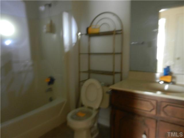 476 Edwards Road Henderson, NC 27537 - Photo 8 of 11