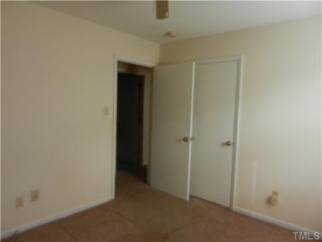 476 Edwards Road Henderson, NC 27537 - Photo 9 of 11