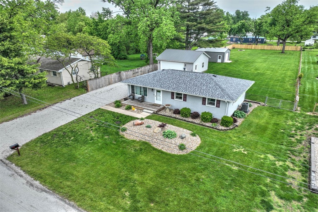 3470 Martha Drive Decatur, IL 62521 - Photo 3 of 26 Gallery Image 3