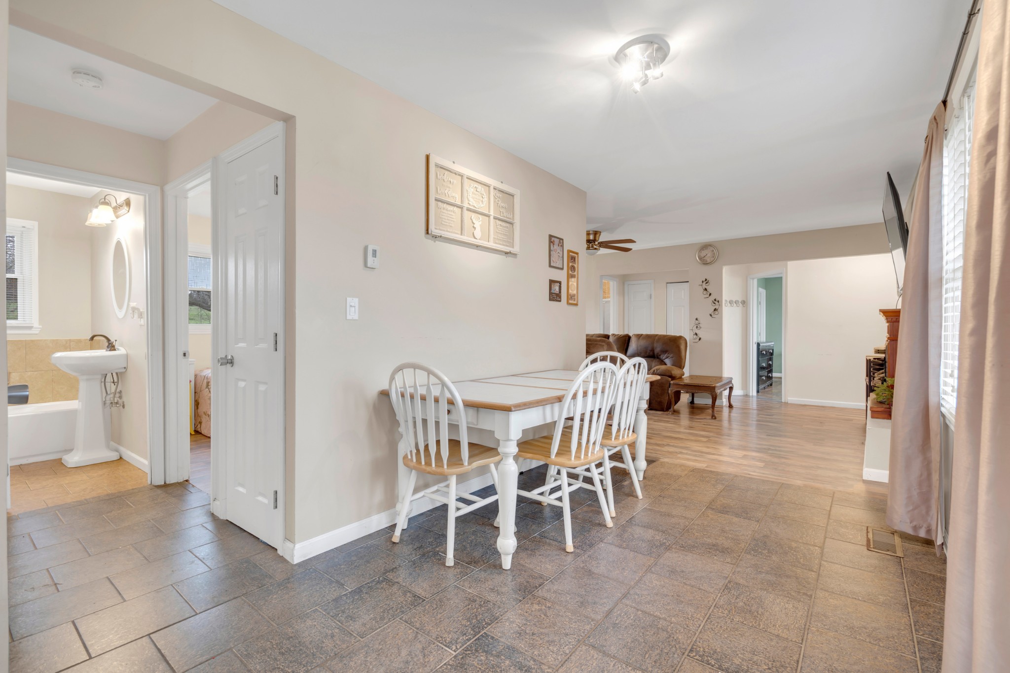 6541 Princeton Road Cadiz, KY 42211 - Photo 11 of 32 Gallery Image 11
