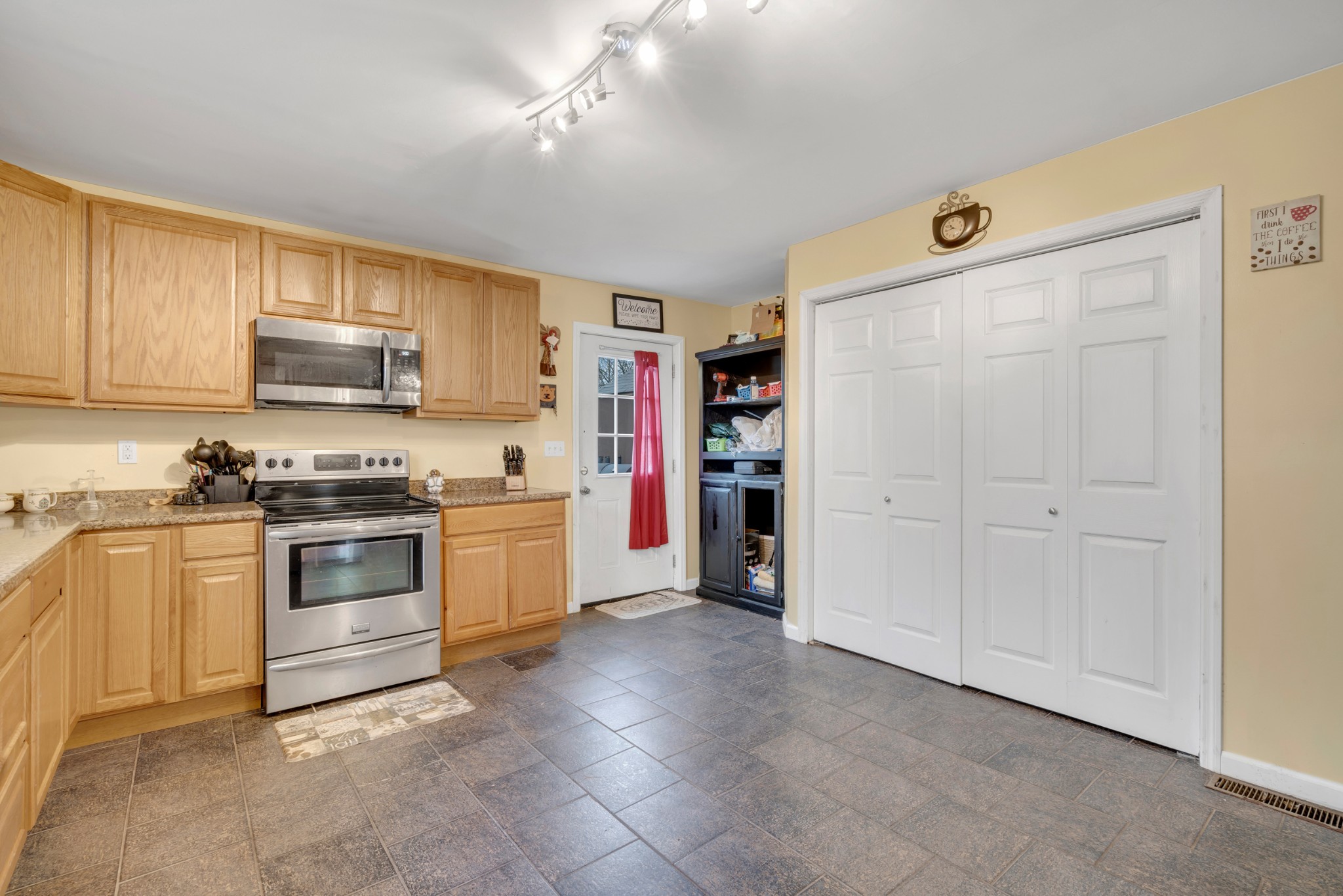 6541 Princeton Road Cadiz, KY 42211 - Photo 16 of 32 Gallery Image 16