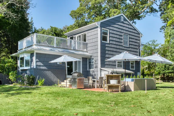 $35,000 | 16 Cove Road, Southampton, NY 11968