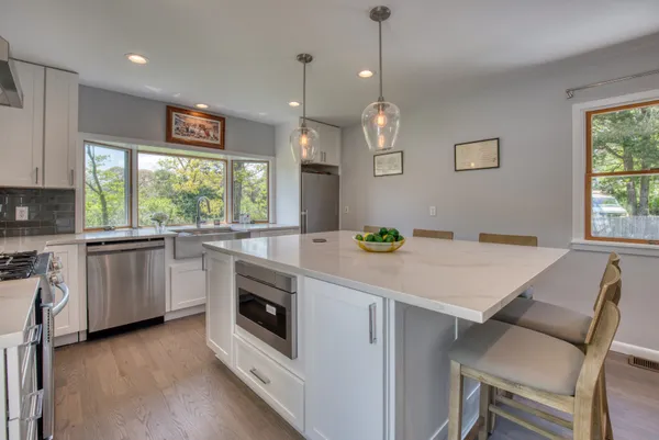 $35,000 | 16 Cove Road, Southampton, NY 11968