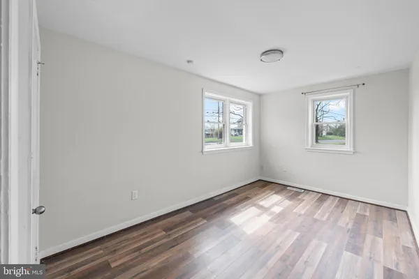 $275,000 | 35 Ben Franklin Highway East, Birdsboro, PA 19508