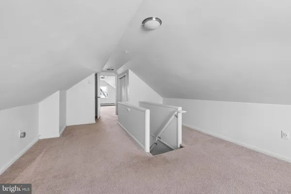 $275,000 | 35 Ben Franklin Highway East, Birdsboro, PA 19508