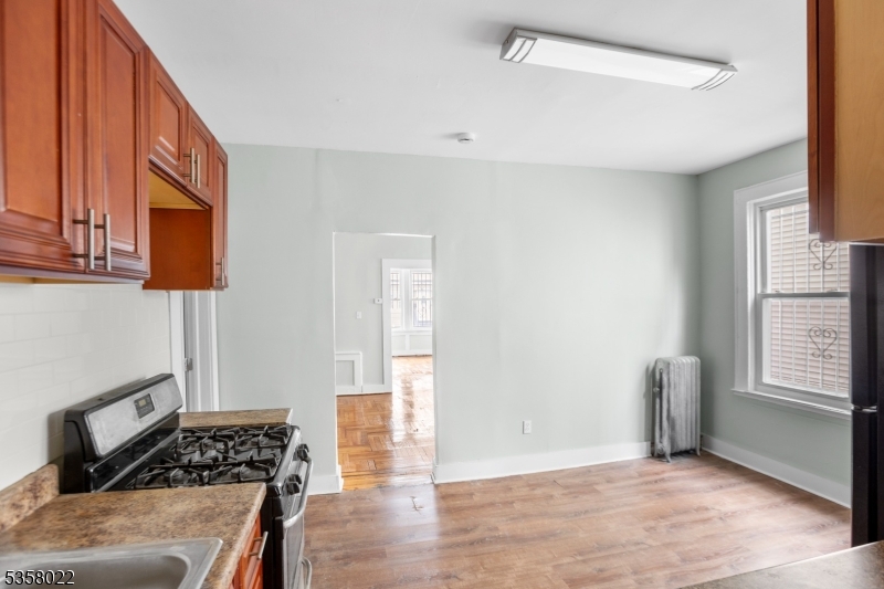 51 Schley Street Newark, NJ 07112 - Photo 17 of 27