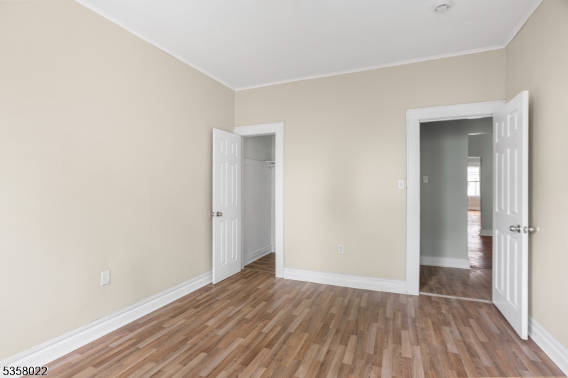 51 Schley Street Newark, NJ 07112 - Photo 25 of 27