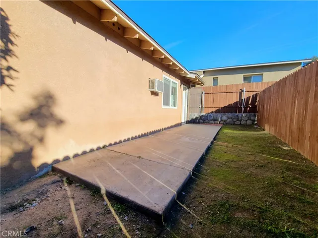 $1,495 | 12567 Knoll Drive, Unit B, Redlands, CA 92373