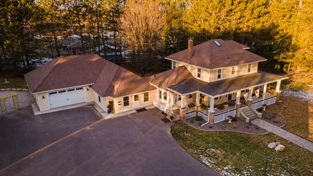 $1,499,000 | 925 14th Street, Cloquet, MN 55720