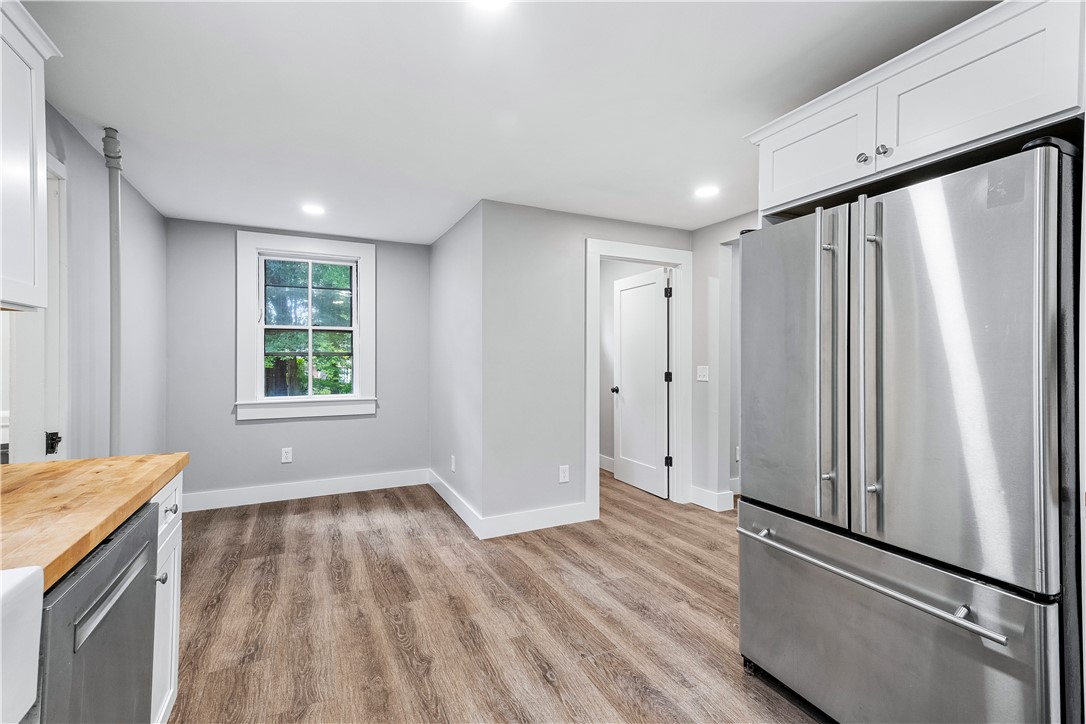 733 Pleasant Street Pawtucket, RI 02860 - Photo 11 of 49 U1 Kitchen