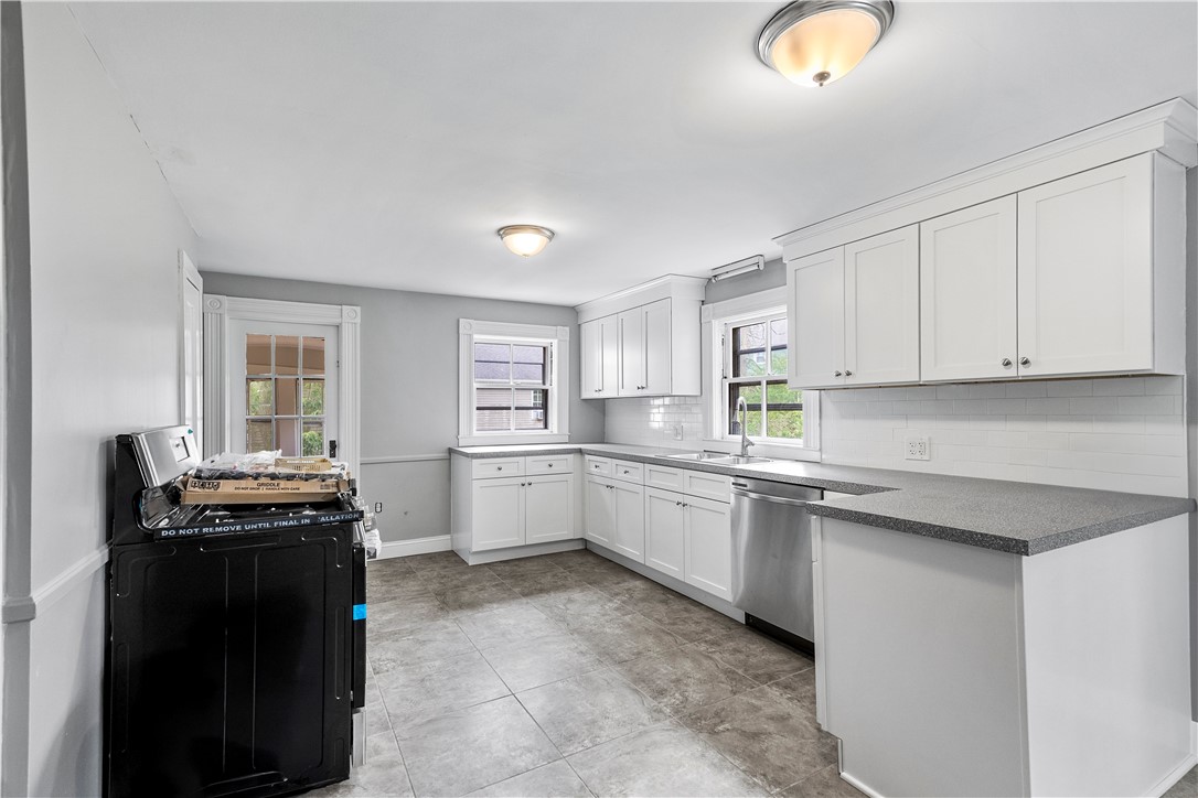 733 Pleasant Street Pawtucket, RI 02860 - Photo 30 of 49 U2 Kitchen