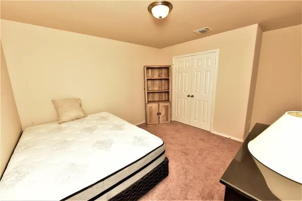 $2,400 | 3217 Jackal Drive, Lorena, TX 76655