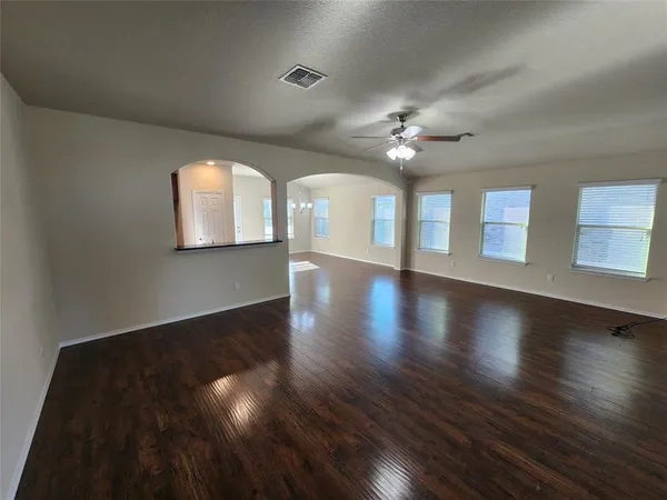 $2,400 | 3217 Jackal Drive, Lorena, TX 76655