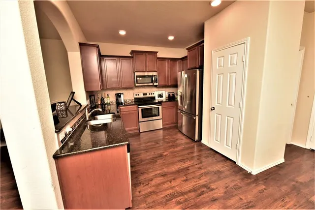 $2,500 | 3217 Jackal Drive, Lorena, TX 76655