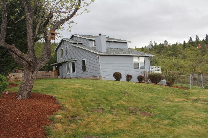 6042 Hillcrest Road Medford, OR 97504 - Photo 4 of 35 Additional Photo