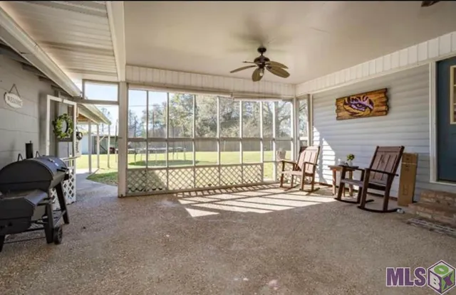 $280,000 | 19860 Highway 77, Grosse Tete, LA 70740