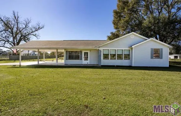 $280,000 | 19860 Highway 77, Grosse Tete, LA 70740