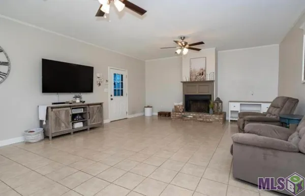 $280,000 | 19860 Highway 77, Grosse Tete, LA 70740