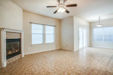 $295,000 | 187 Castleridge Drive, Unit B, Little Elm, TX 75068