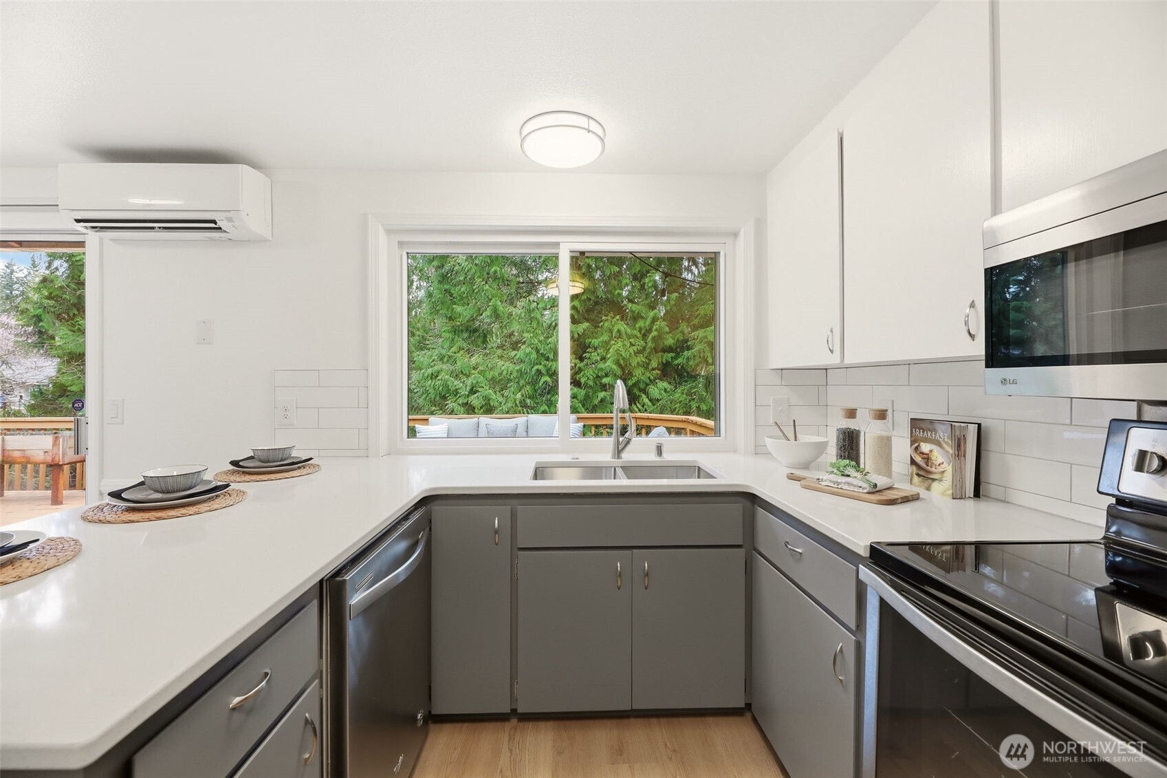 1815 172nd Street Southeast Bothell, WA 98012 - Photo 9 of 40