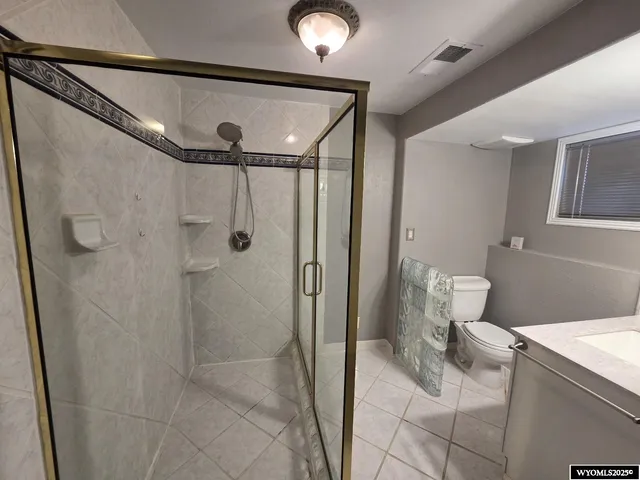 $369,900 | 1812 Shumway Avenue, Casper, WY 82601