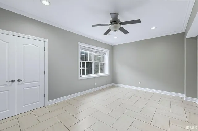 $720,000 | 7105 West St Andrews Avenue, Yorktown, IN 47396