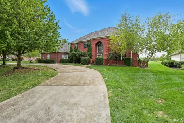 $720,000 | 7105 West St Andrews Avenue, Yorktown, IN 47396