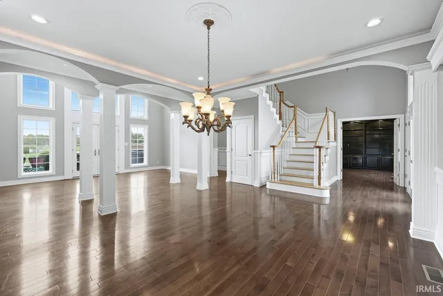 $720,000 | 7105 West St Andrews Avenue, Yorktown, IN 47396