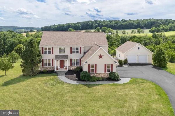 $784,900 | 2912 Silver Creek Circle, Kutztown, PA 19530
