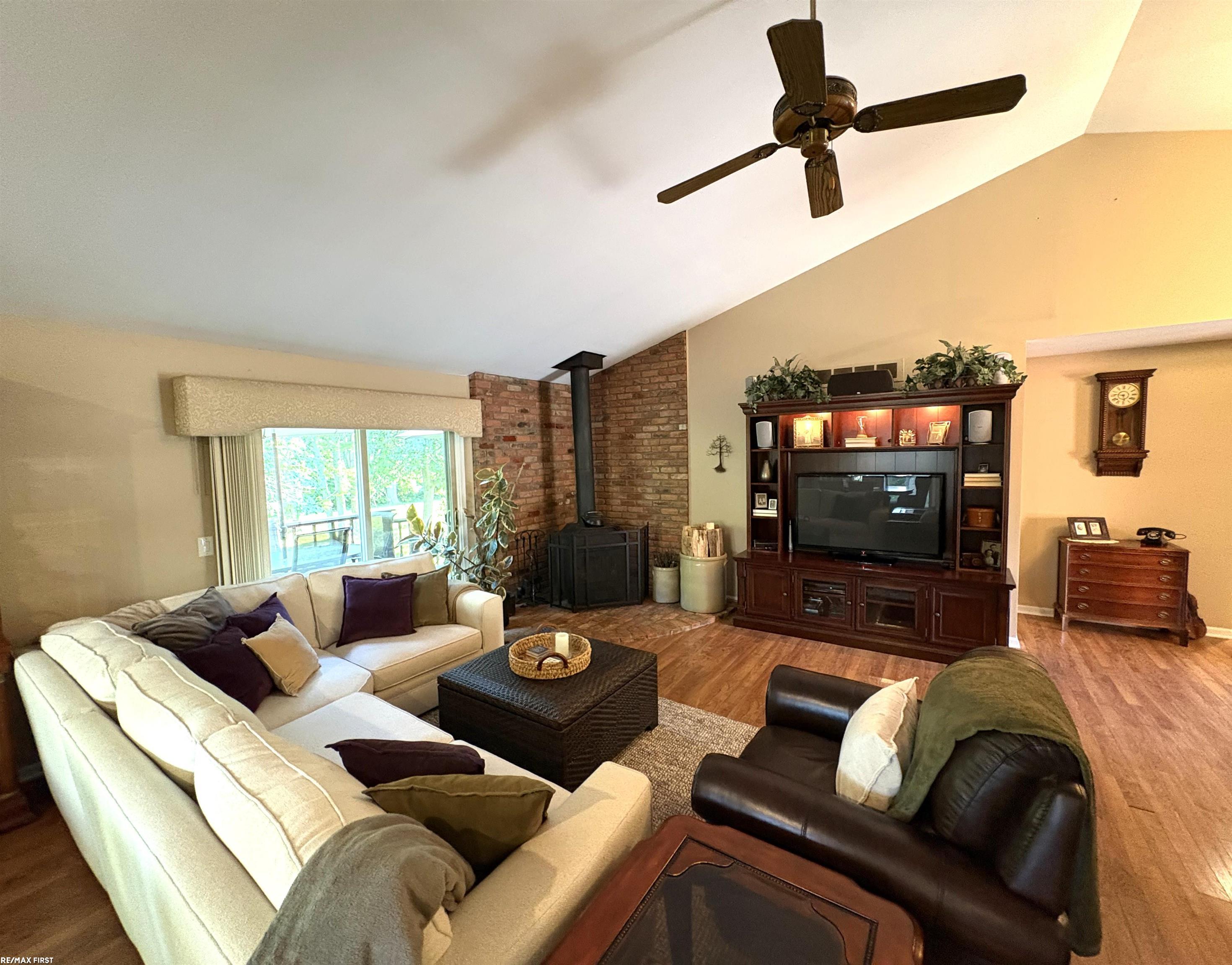 1734 Snowden Circle Rochester Hills, MI 48306 - Photo 7 of 38 Gallery Image 7