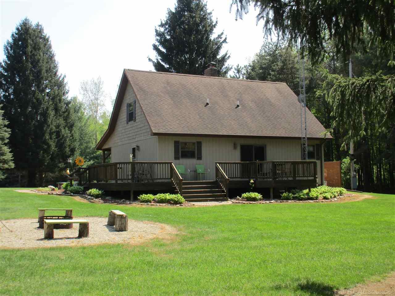 20 West Downington Road Sandusky, MI 48471 - Photo 3 of 31 31291961-2.JPG